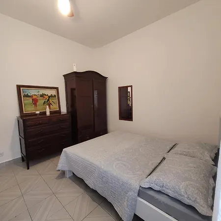 Cantinho Pérola do Atlântico - Apartamento familiar a duas quadras da praia e com duas vagas de garagem cobertas-2